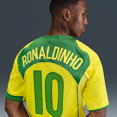 Ronaldinho Brazil 2004 Total 90 Reissue Men's Nike Soccer Replica
